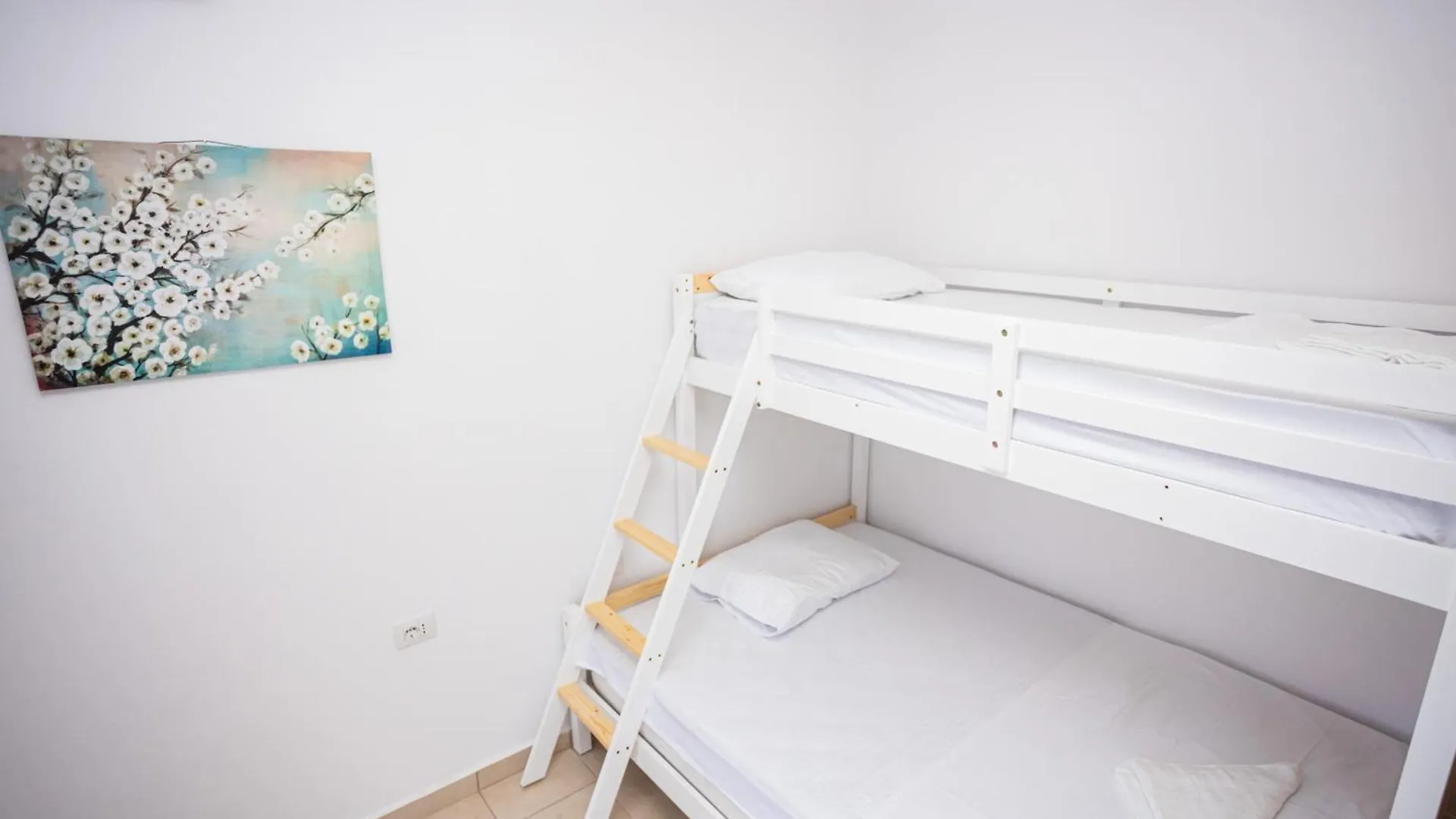 Emigres Apartments Vlorë